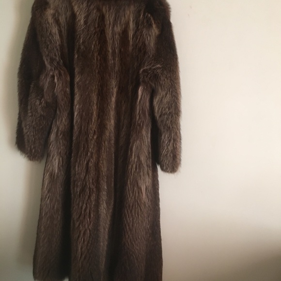 Natural fur coat - Picture 4 of 4